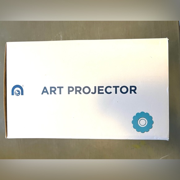 DISCOVERY KIDS Art Projector Kit w/ 10 Discs & 6 Markers Trace Draw NEW - Picture 3 of 7